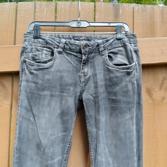 #330 Southpole Grey Faded Junior 5 Bootcut Low Rise Jeans - Picture 2 of 16